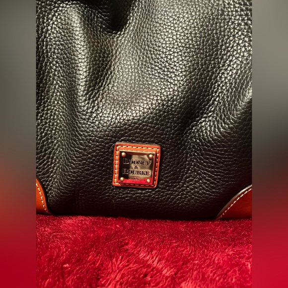 Dooney & Bourke Black Satchel Tote Purse - Picture 2 of 14